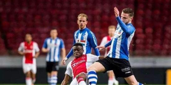 舞台上的地 舞台上的地