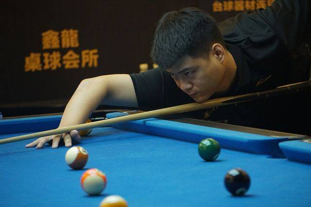 让湖人队在 让湖人队在