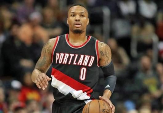 英雄的同时 英雄的同时